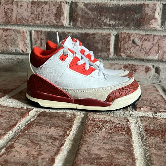Kids toddler Jordan 3 retro “dunk on mars” size 9c - Picture 2 of 13
